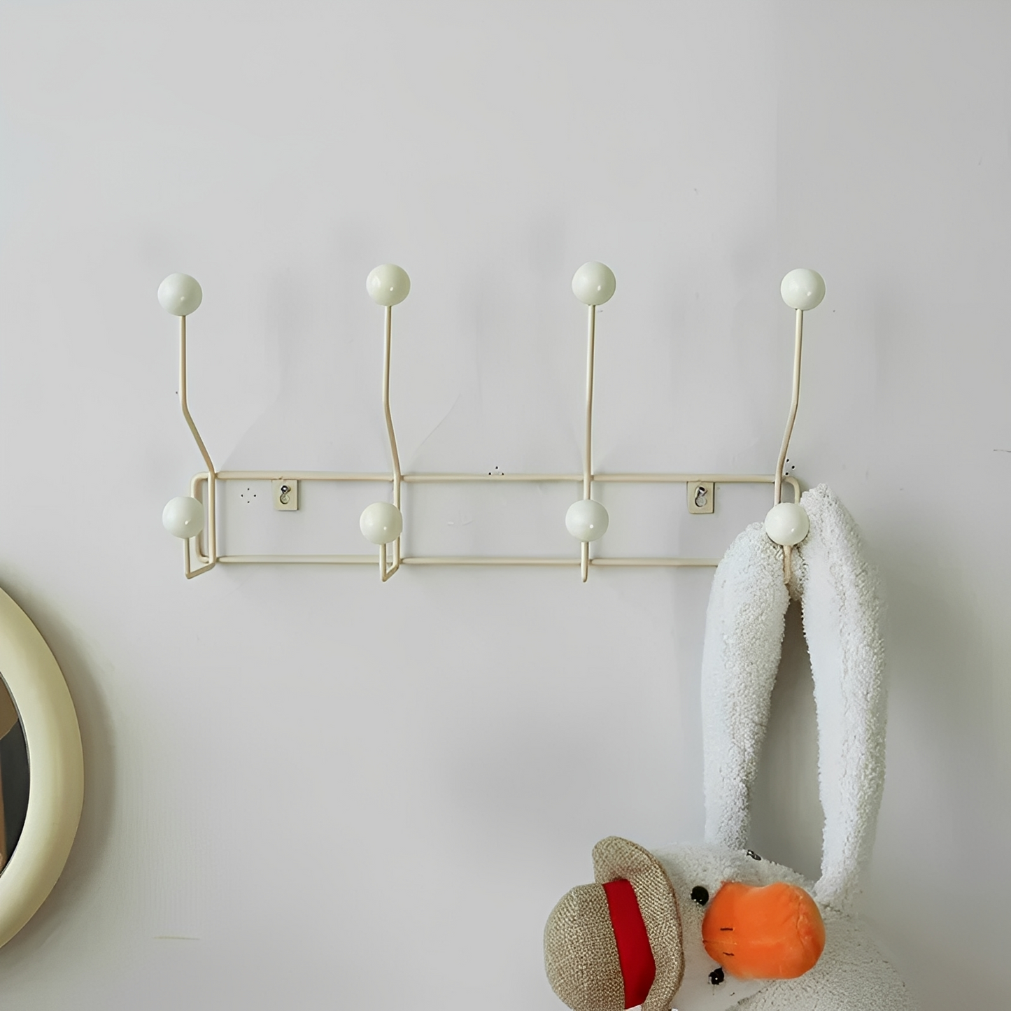 Benno – Moderne Patère Murale